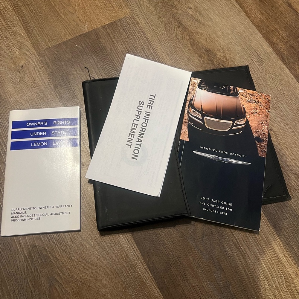 Chrysler 200 User Guide and Supplements